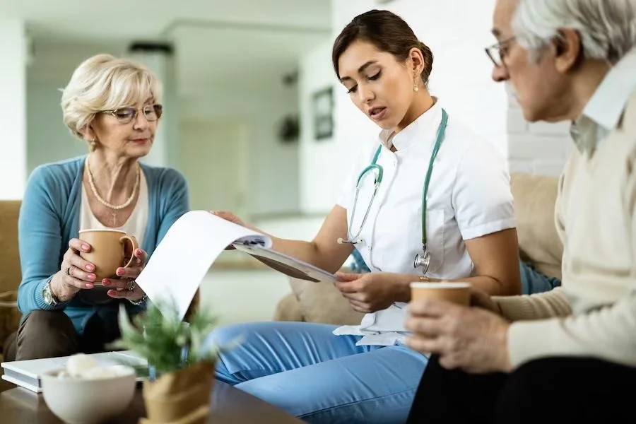 doctor-discussing-patient-care